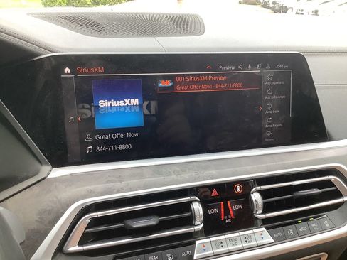 Used 2022 BMW X5 sDrive40i RWD image 23