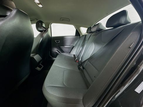 Used 2025 Kia K4 LXS image 26