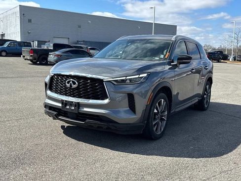 Used 2024 INFINITI QX60 Luxe image 9