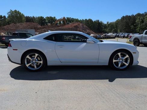 Used 2015 Chevrolet Camaro SS w/ RS Package RWD image 3