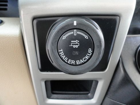 Used 2016 Ford F150 Lariat image 17