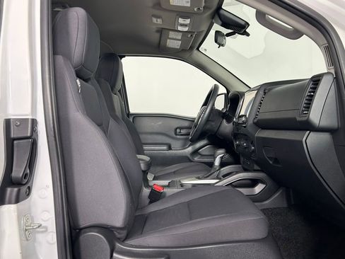Used 2022 Nissan Frontier S RWD image 10