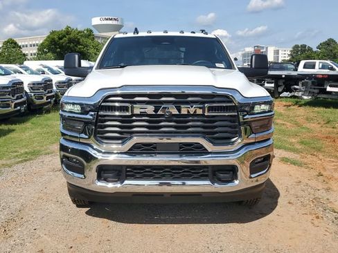 New 2026 RAM 3500 Tradesman w/ Chrome Appearance Group A AWD/4WD image 2