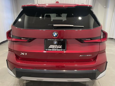 New 2026 BMW X1 xDrive28i w/ Technology Package image 5