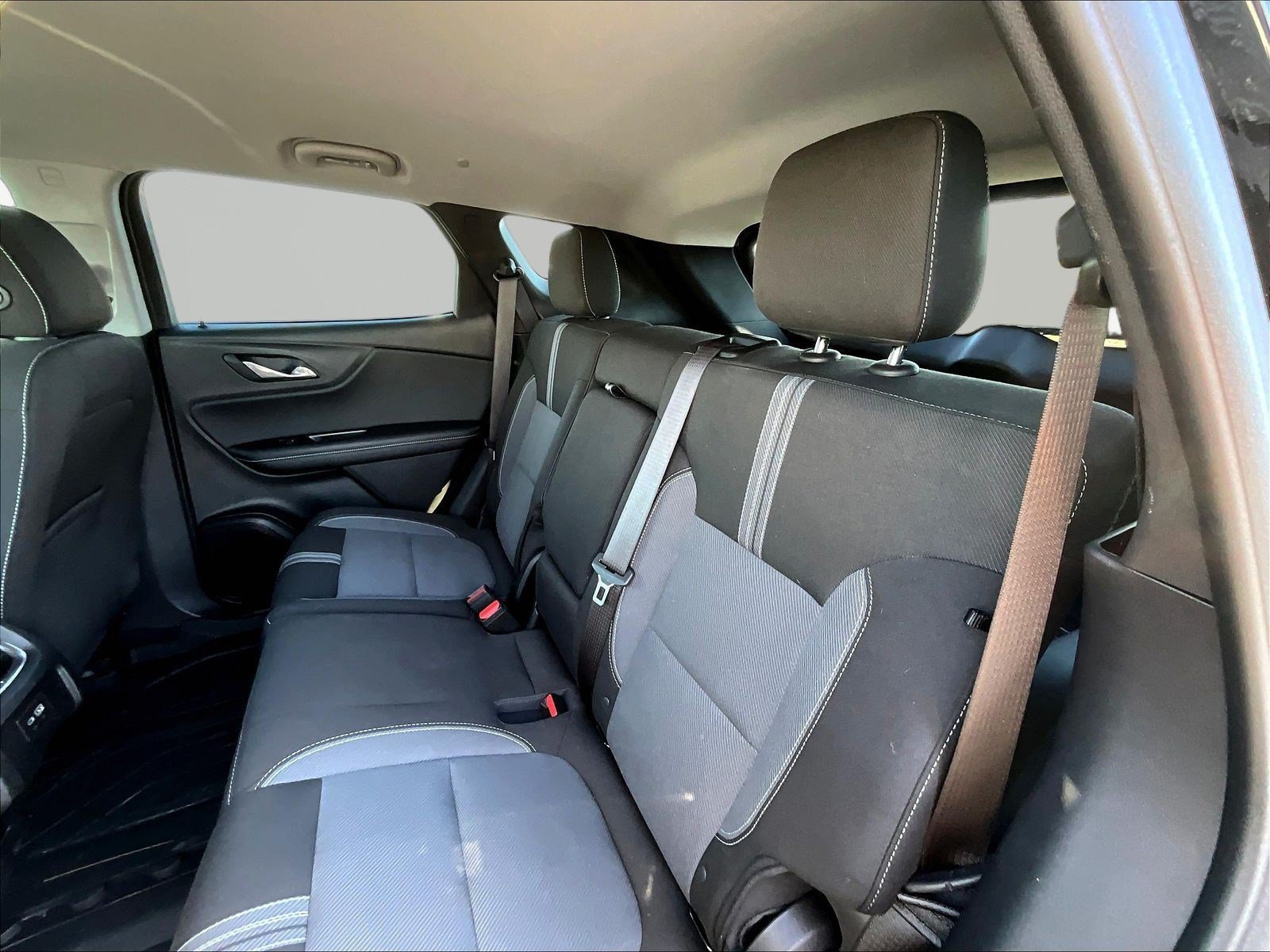 Used 2024 Chevrolet Blazer LT w/ Convenience Package FWD image 22