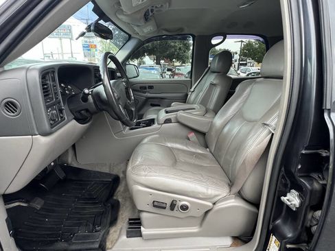 Used 2004 Chevrolet Tahoe LT w/ LT Preferred Equipment Group image 10