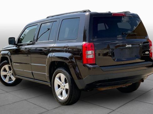 Used 2014 Jeep Patriot Latitude FWD image 12