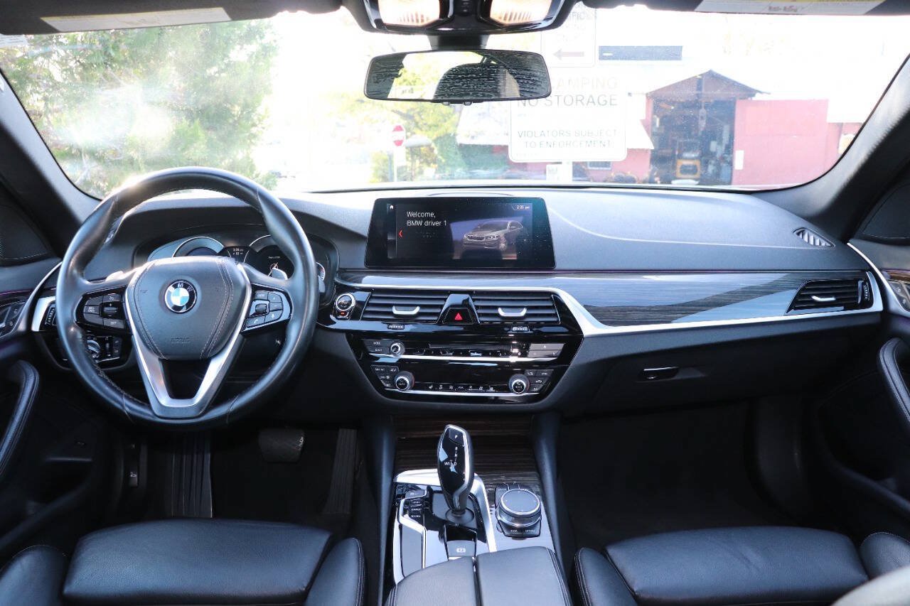 Used 2017 BMW 530i RWD image 22