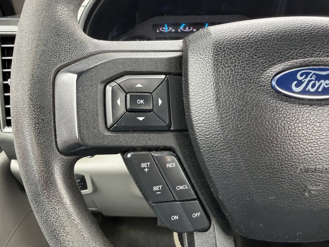 Used 2017 Ford F250 XL w/ Power Equipment Group AWD/4WD image 12