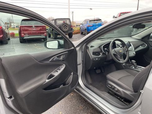 Used 2023 Chevrolet Malibu LT image 13