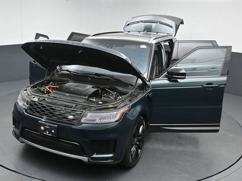 Used 2020 Land Rover Range Rover Sport HSE image 56