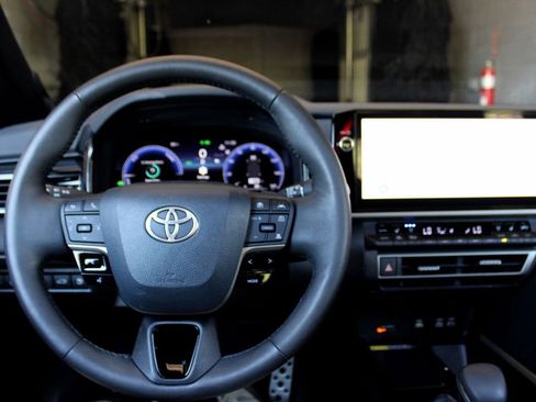 Used 2026 Toyota Camry XSE w/ Premium Package FWD image 36