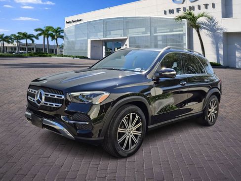 Used 2025 Mercedes-Benz GLE 350 4MATIC image 3