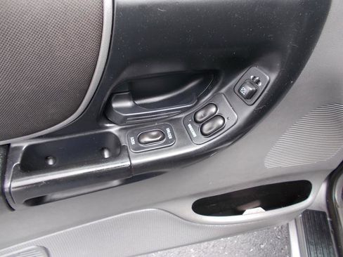 Used 2006 Ford Ranger Sport RWD image 27