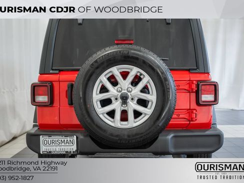 Used 2023 Jeep Wrangler Sport S AWD/4WD image 5