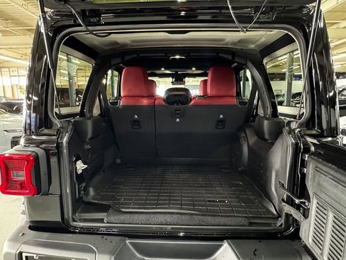 Used 2024 Jeep Wrangler Unlimited Rubicon 392 w/ Dual Top Group image 34