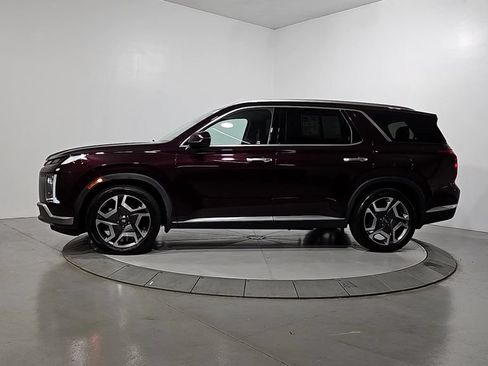 Used 2023 Hyundai Palisade Limited w/ Cargo Package AWD/4WD image 2