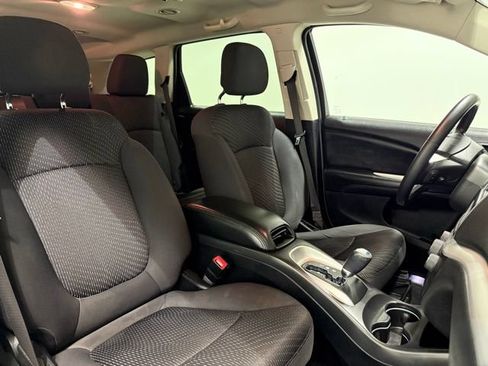 Used 2018 Dodge Journey SE w/ Popular Equipment Group FWD image 28
