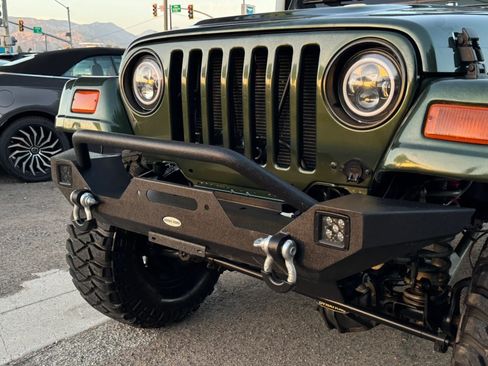 Used 1997 Jeep Wrangler Sahara AWD/4WD image 9