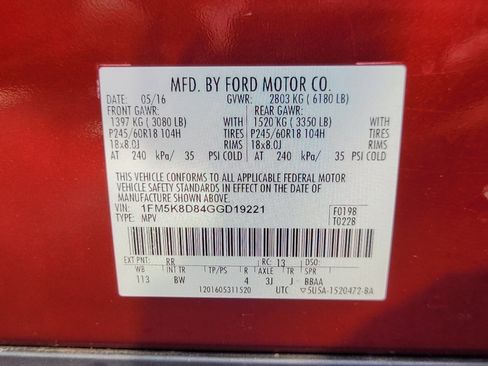 Used 2016 Ford Explorer XLT w/ Equipment Group 202A AWD/4WD image 33