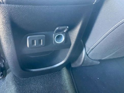 Used 2017 Chevrolet Colorado LT w/ LT Convenience Package RWD image 28