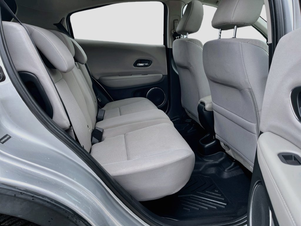 Used 2016 Honda HR-V EX image 25