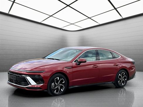 Used 2025 Hyundai Sonata SEL image 1