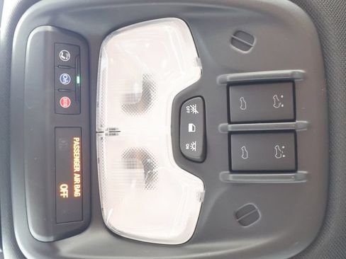 New 2026 GMC Canyon AT4 w/ Technology Plus Package AWD/4WD image 28