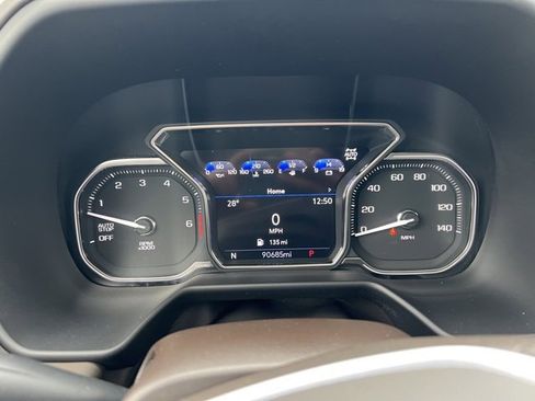 Used 2021 GMC Yukon SLT w/ SLT Luxury Plus Package image 18