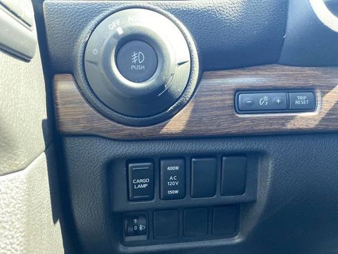Used 2023 Nissan Titan Platinum Reserve w/ Moonroof Package AWD/4WD image 25
