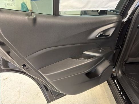 New 2026 Chevrolet Trax RS w/ Driver Confidence Package image 38