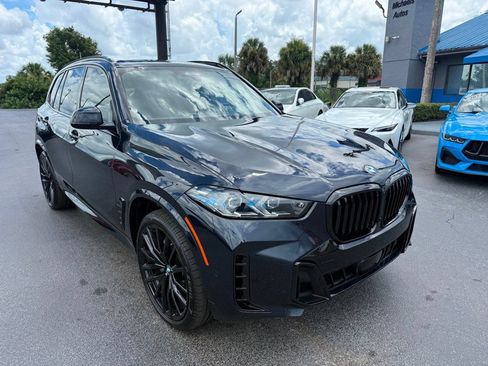 Used 2025 BMW X5 sDrive40i w/ M Sport Package RWD image 3
