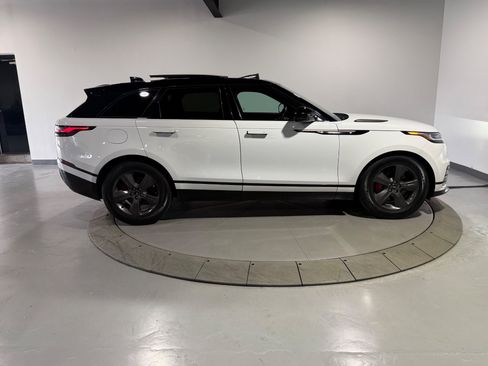 Used 2024 Land Rover Range Rover Velar Dynamic SE AWD/4WD image 8