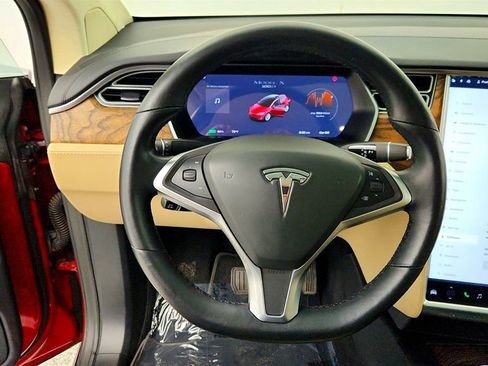 Used 2017 Tesla Model X 100D image 12