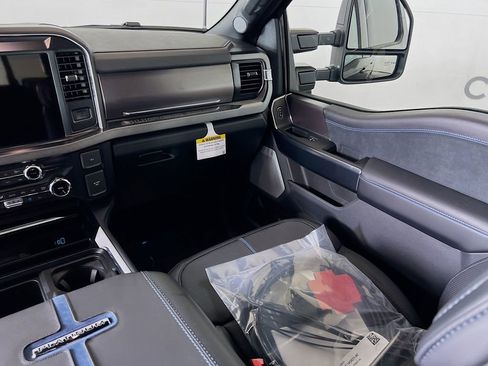 New 2026 Ford F350 Platinum image 28