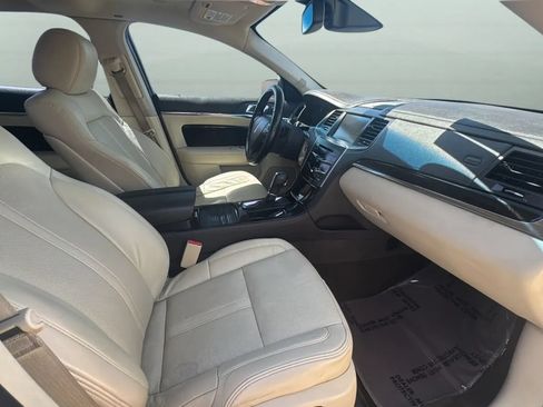 Used 2014 Lincoln MKS w/ Equipment Group 101A FWD image 25