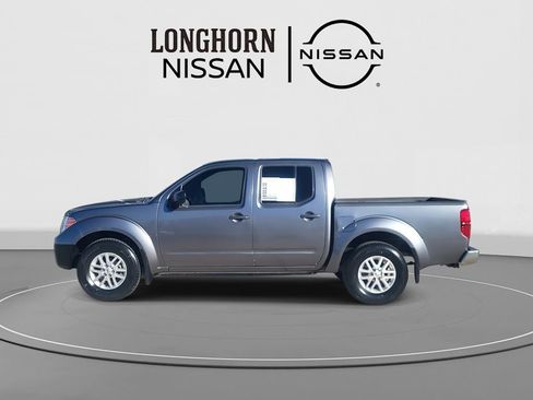 Used 2021 Nissan Frontier SV image 6