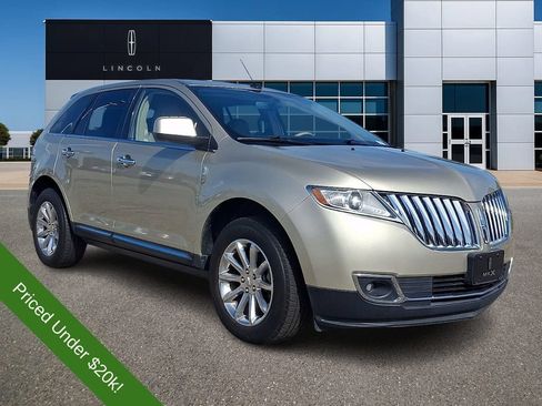 Used 2011 Lincoln MKX 2WD w/ 101A Rapid Spec Order Code image 1