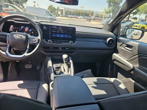 Used 2026 Chevrolet Colorado Trail Boss AWD/4WD image 10