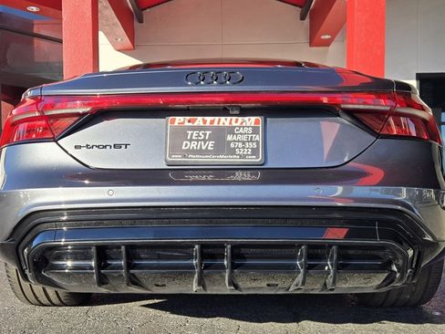 Used 2023 Audi e-tron GT Premium Plus image 8