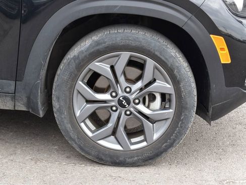 Used 2024 Kia Seltos LX image 4