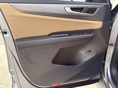 New 2026 Volkswagen Atlas Cross Sport SE FWD image 15