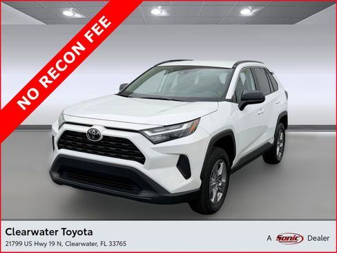 Used 2025 Toyota RAV4 LE AWD/4WD image 1