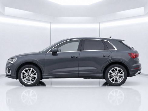Certified 2024 Audi Q3 2.0T Premium AWD/4WD image 3