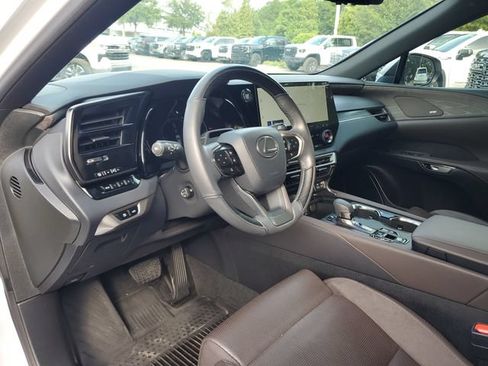 Used 2024 Lexus RX 350 AWD w/ Convenience Package image 19