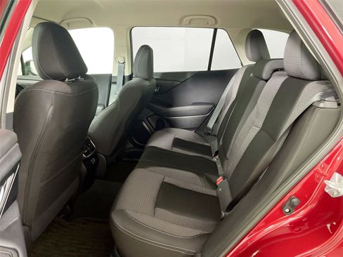 Used 2025 Subaru Outback Premium AWD/4WD image 11