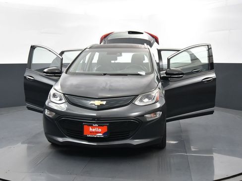 Used 2017 Chevrolet Bolt Premier w/ Driver Confidence II Package image 37