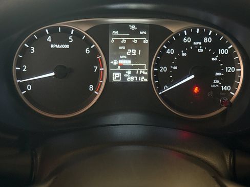 Used 2024 Nissan Versa S w/ S Plus Package FWD image 32