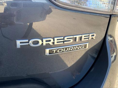 Used 2023 Subaru Forester Touring image 9