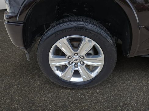 Used 2019 Ford F150 Platinum image 14